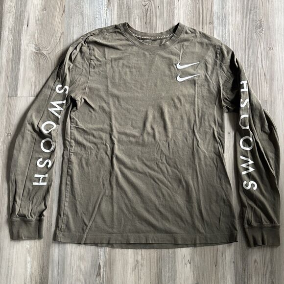 Nike Embroidered Double Snoosh Long Sleeved Green T Shirt Size Medium - Picture 1 of 9
